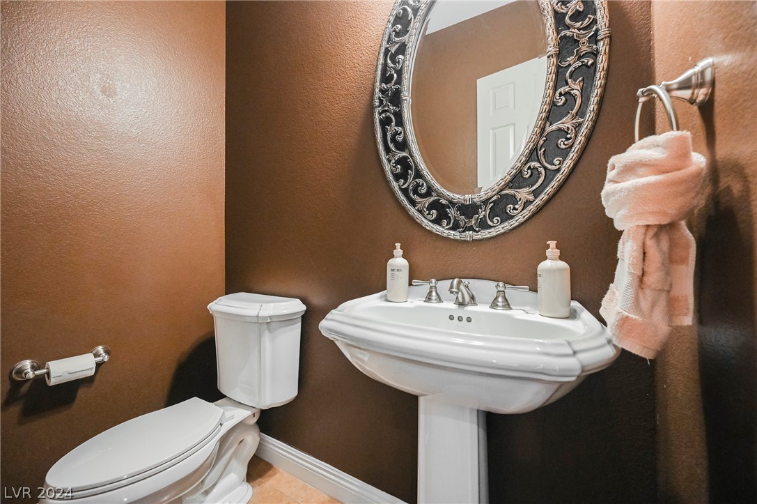 412 Windsor Castle Court