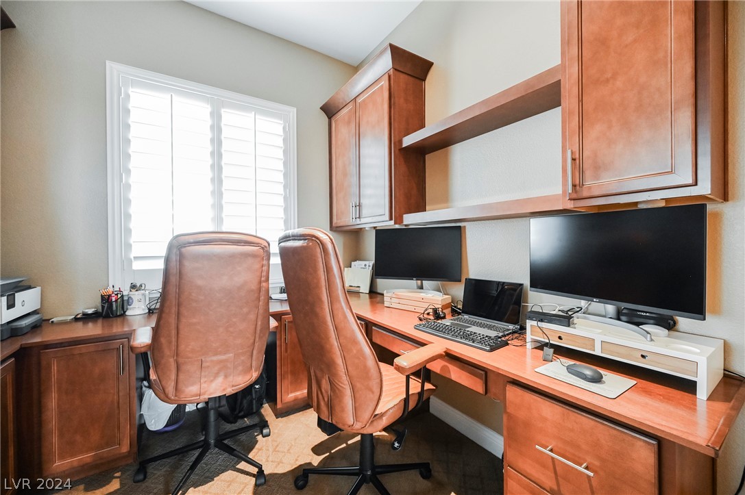 412 Windsor Castle Court