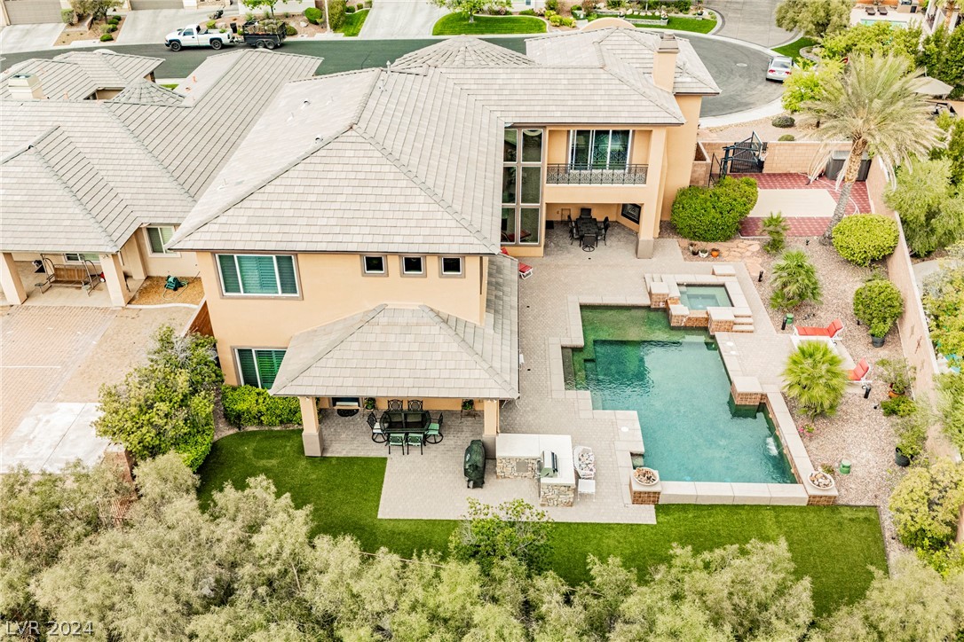 412 Windsor Castle Court