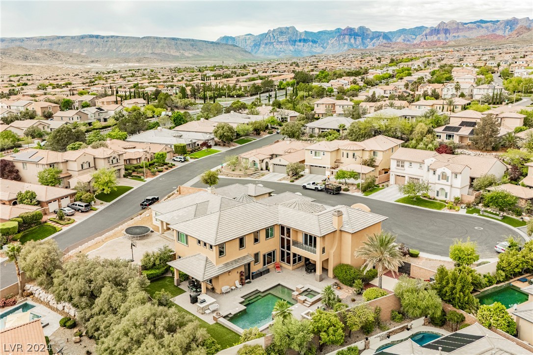 412 Windsor Castle Court