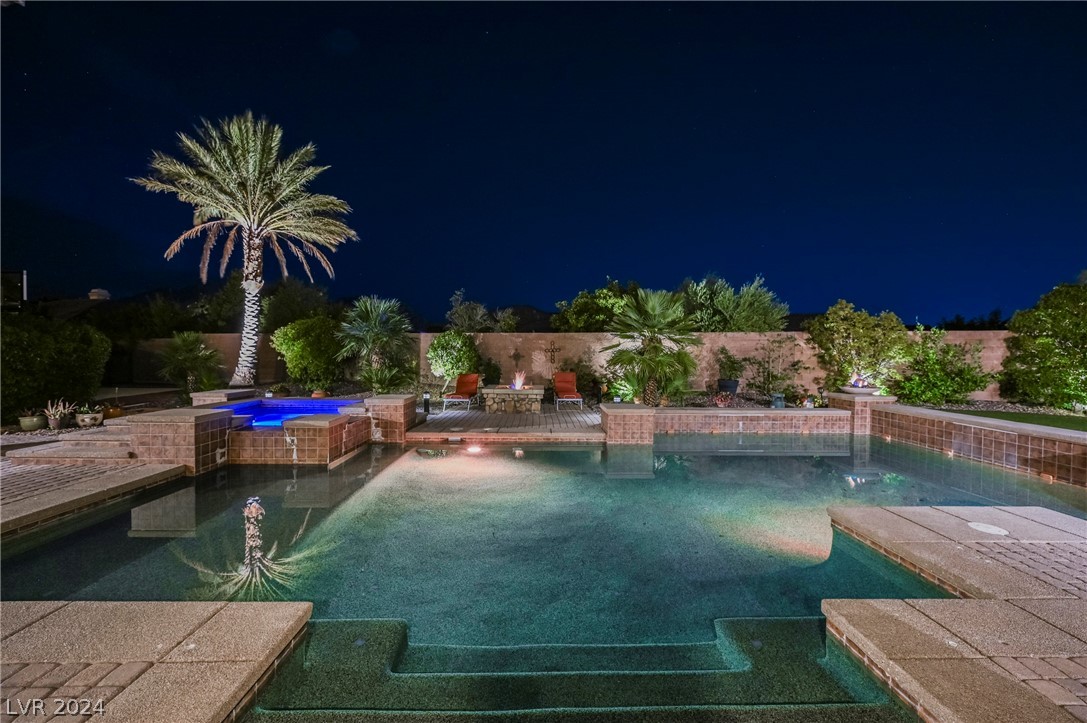 412 Windsor Castle Court