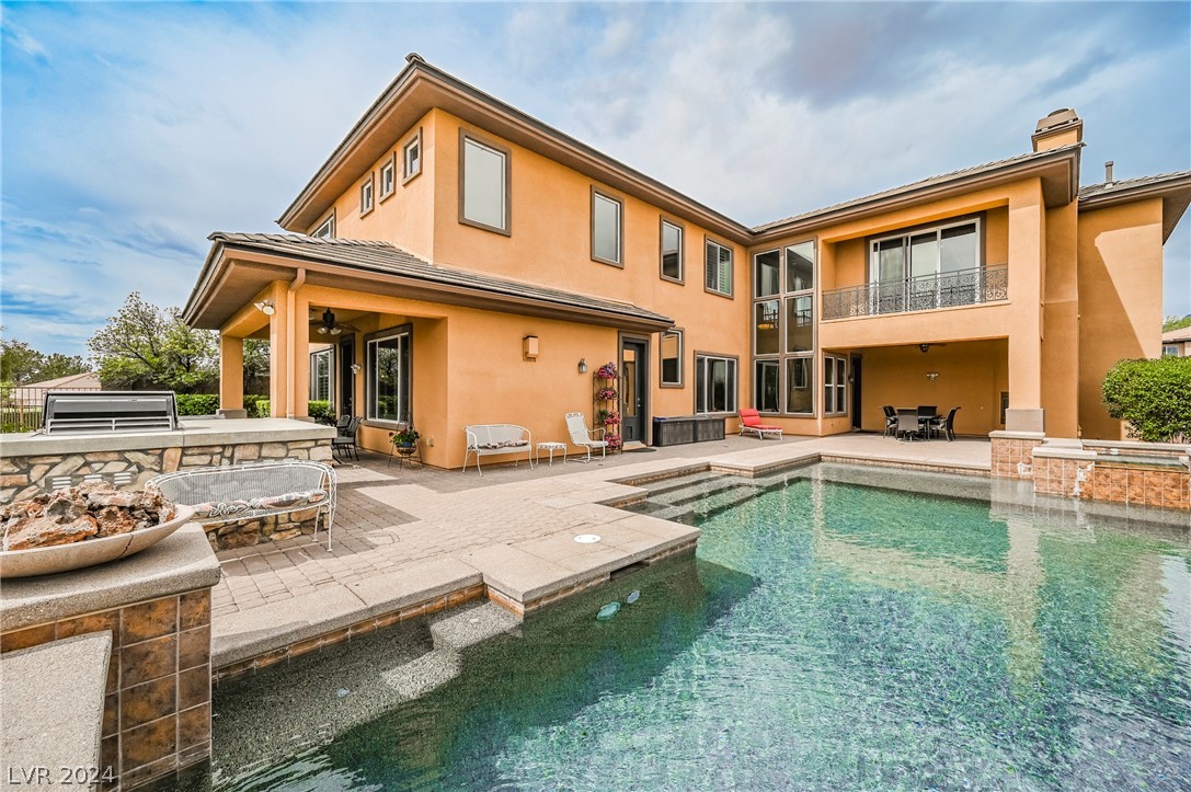 412 Windsor Castle Court