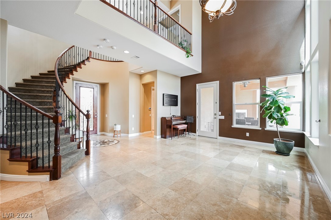 412 Windsor Castle Court