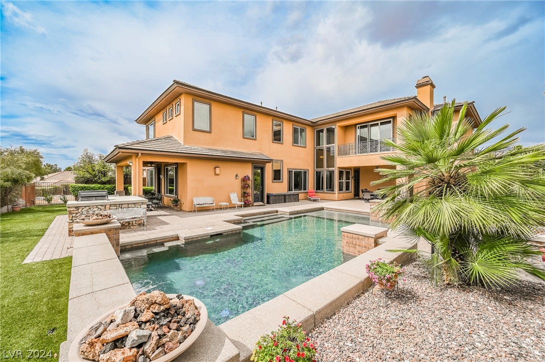 412 Windsor Castle Court