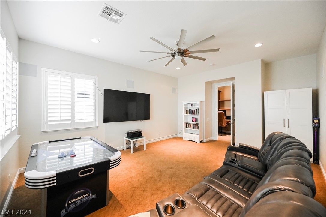 412 Windsor Castle Court