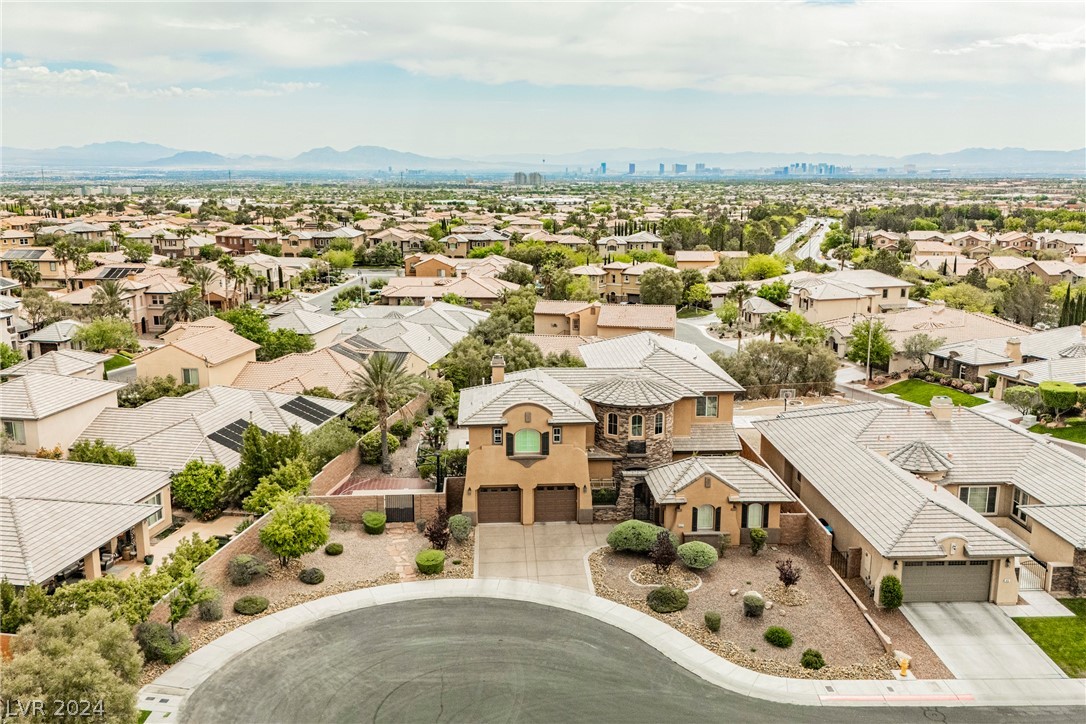 412 Windsor Castle Court