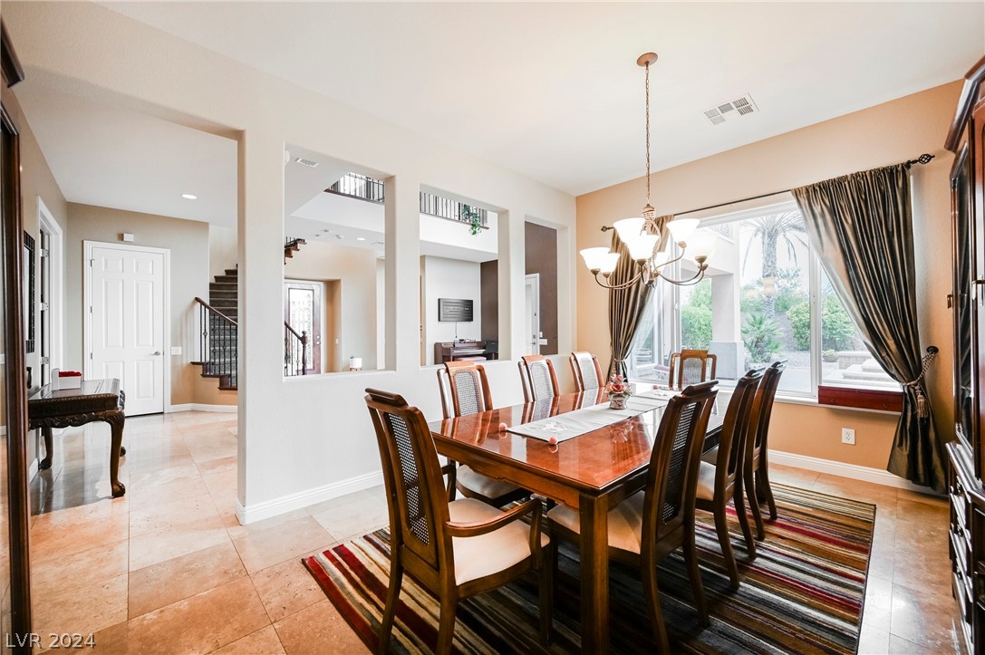 412 Windsor Castle Court