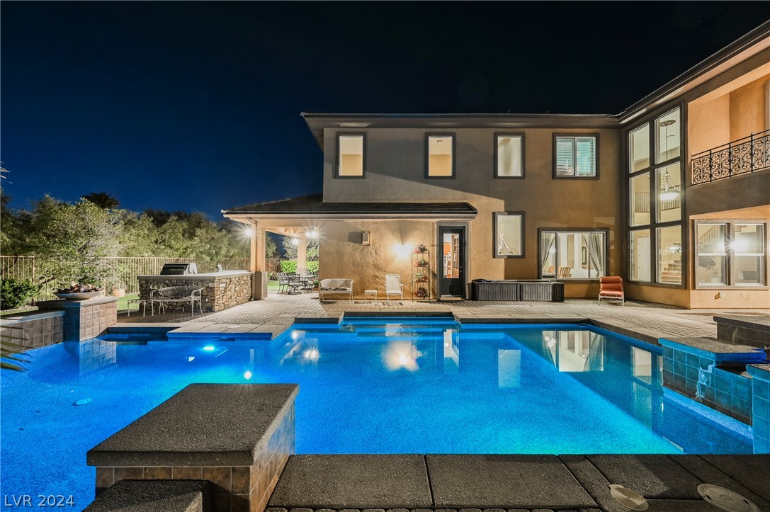 412 Windsor Castle Court