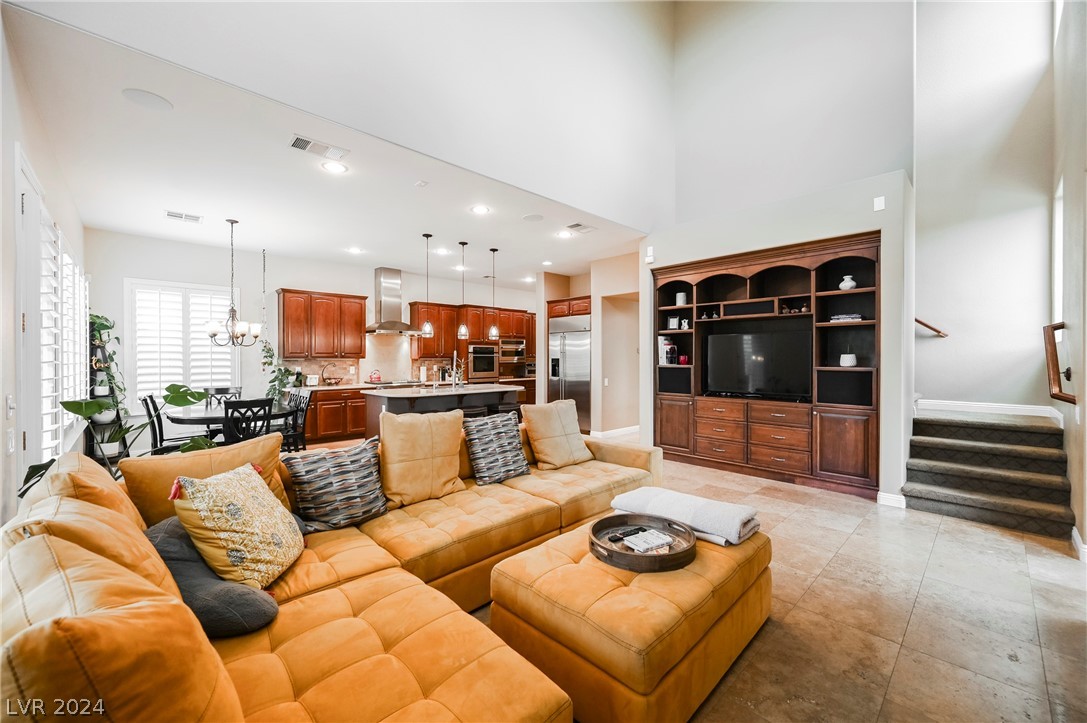 412 Windsor Castle Court