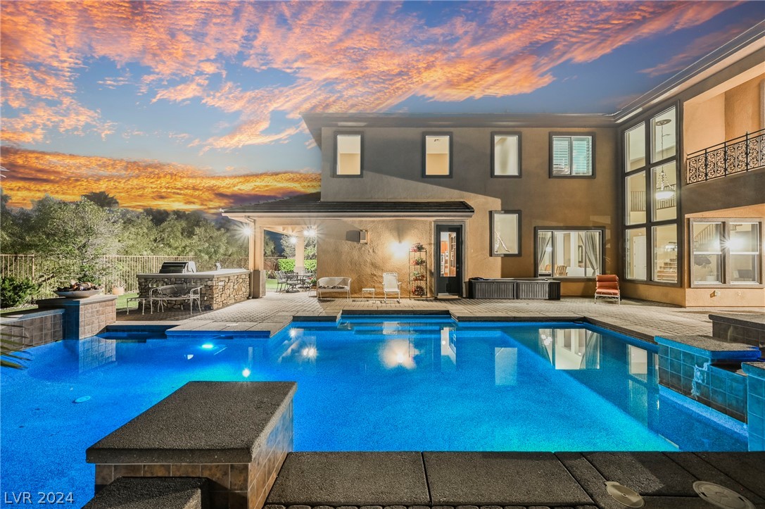 412 Windsor Castle Court