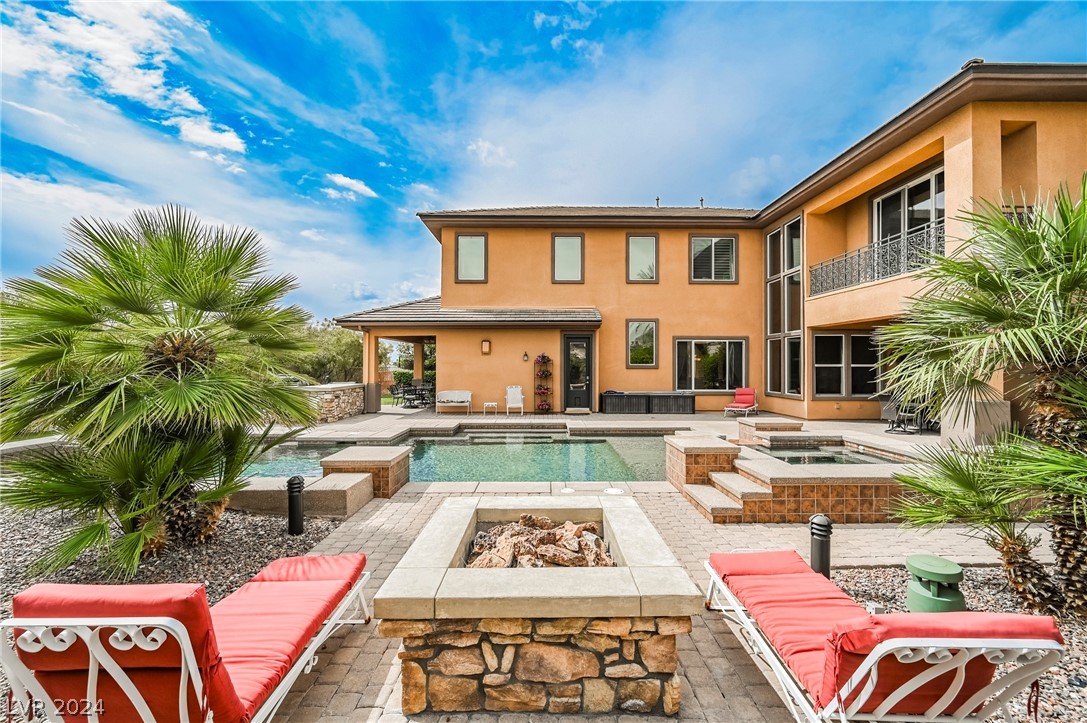 412 Windsor Castle Court