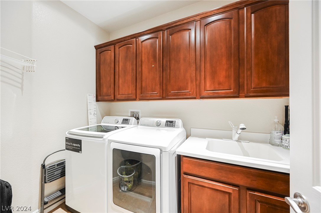 412 Windsor Castle Court