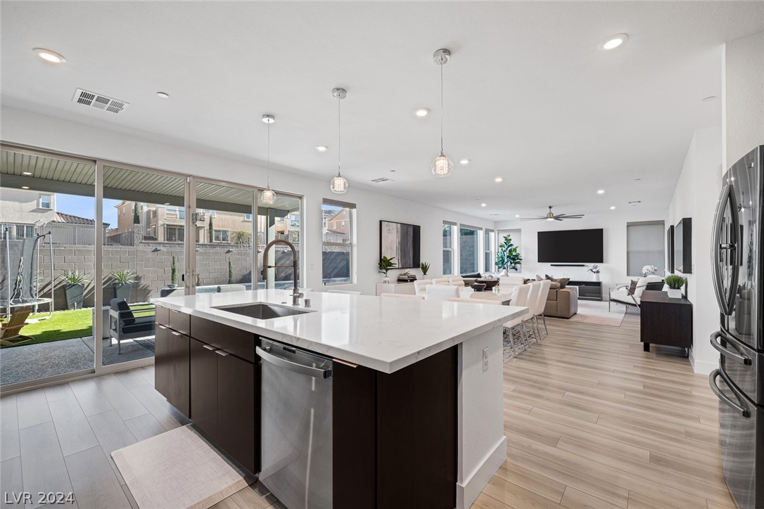 206 Abbey Hill Street