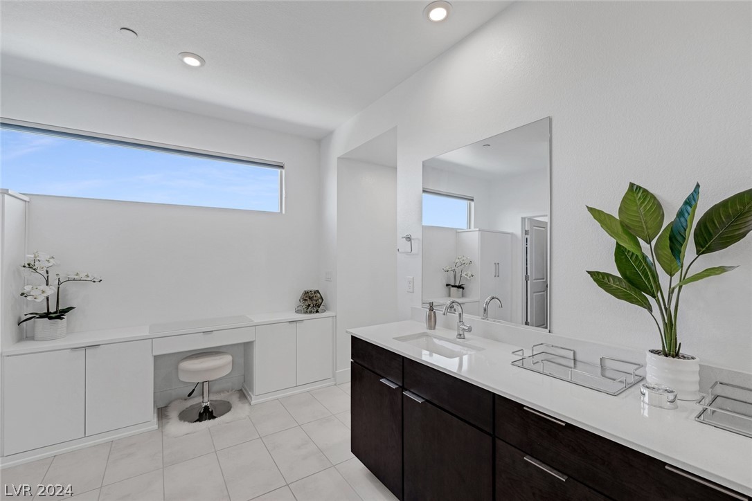 206 Abbey Hill Street