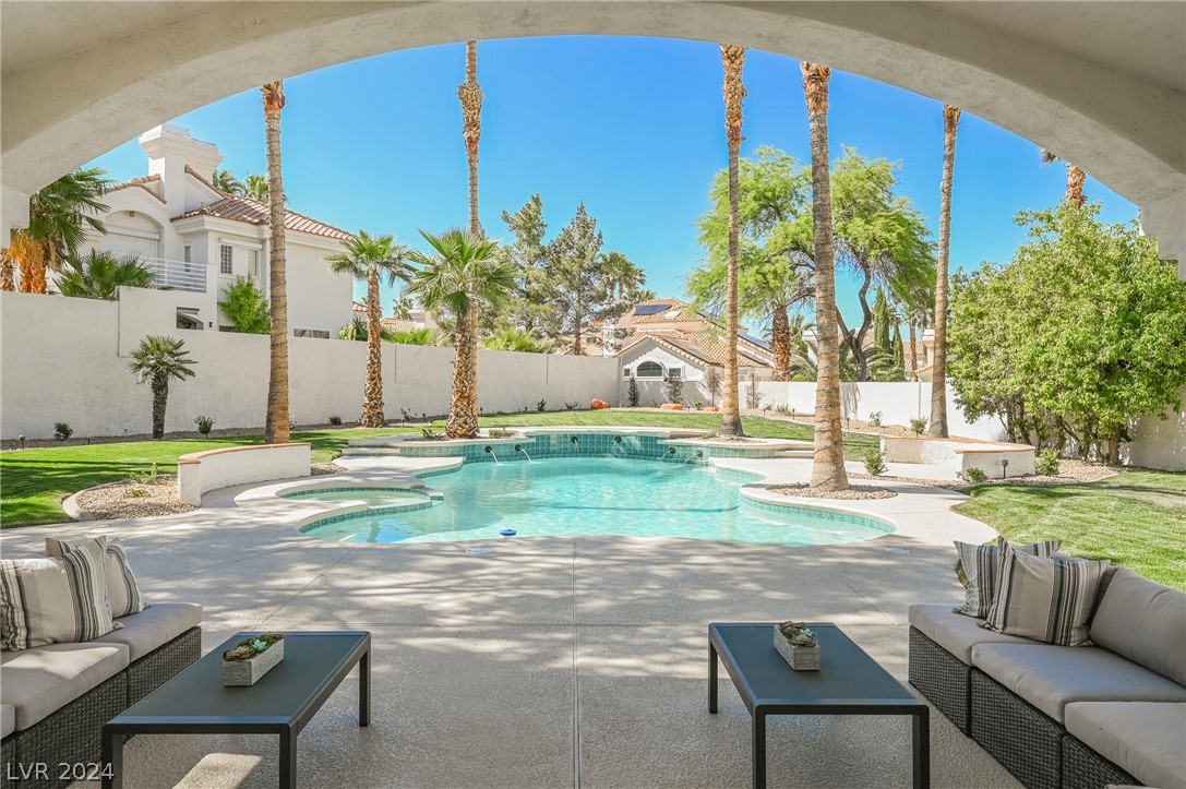 8112 Lake Hills Drive