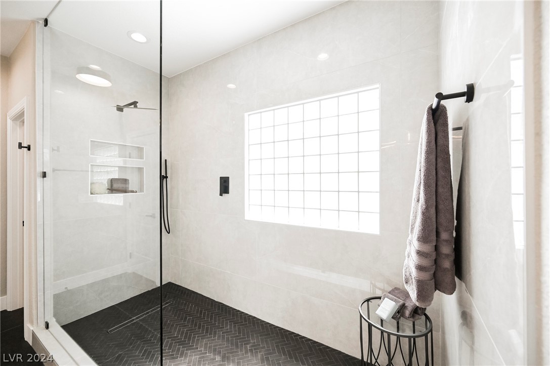 8112 Lake Hills Drive