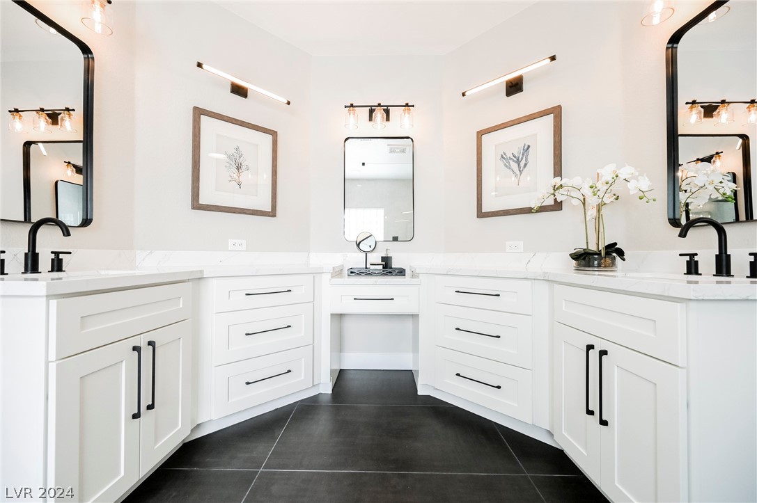 8112 Lake Hills Drive