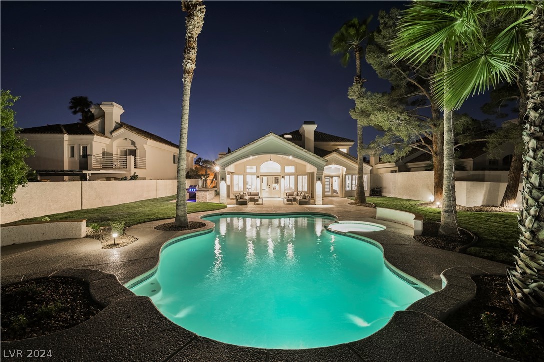 8112 Lake Hills Drive