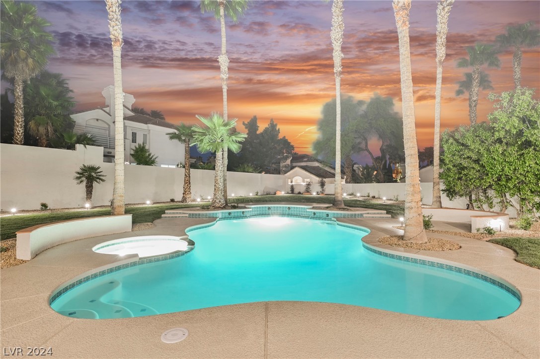 8112 Lake Hills Drive