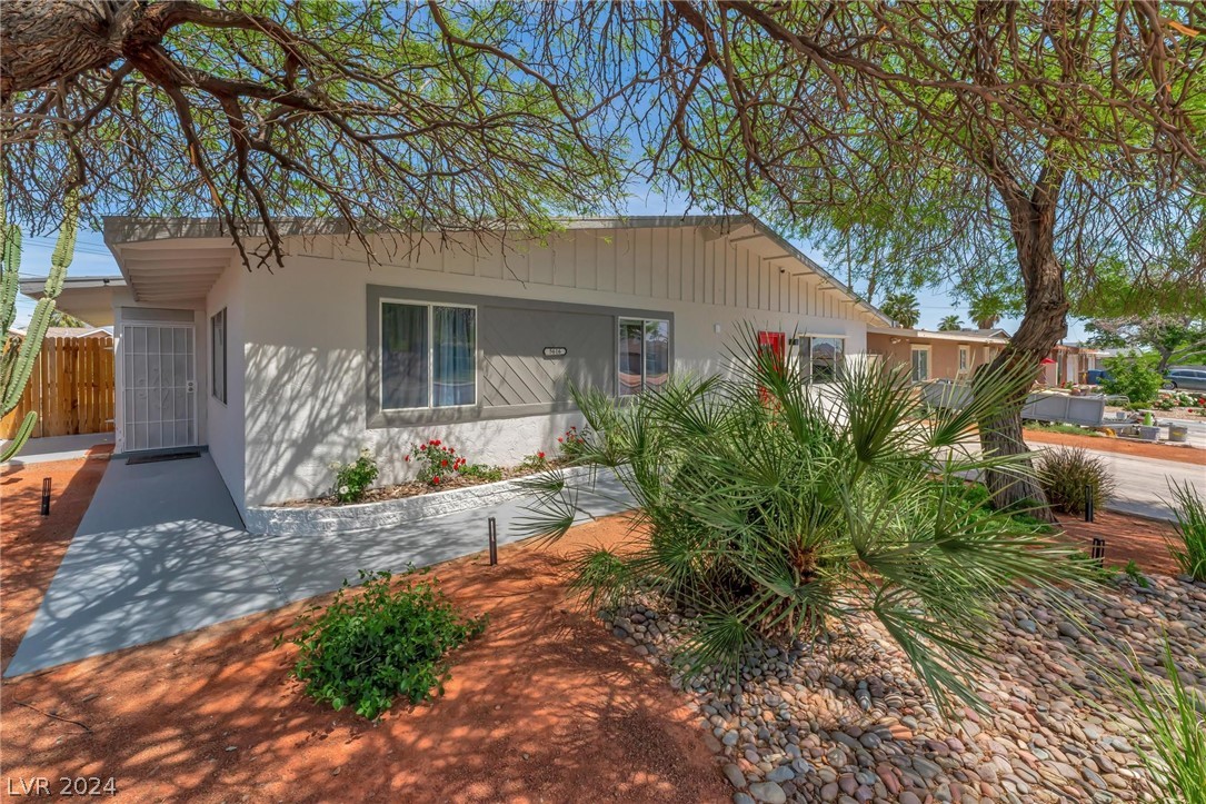 5616 Alta Drive