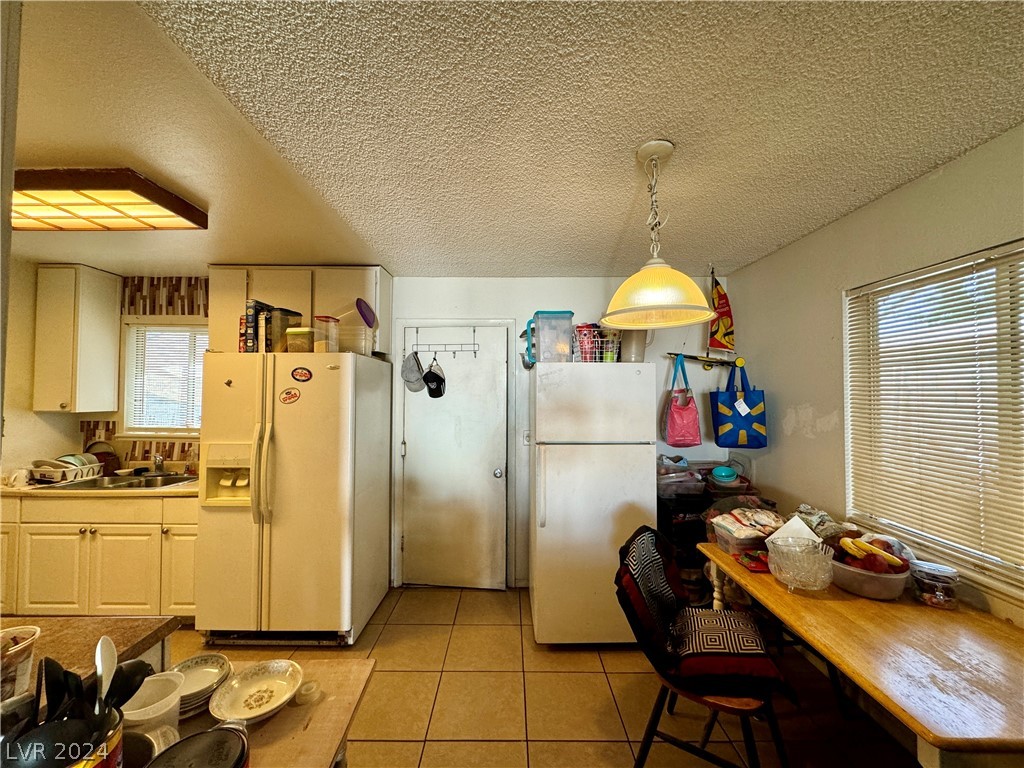 3662 Vista Del Monte Drive