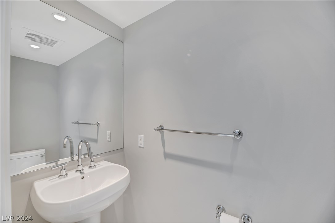 222 Karen Avenue 1203