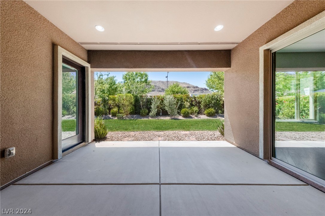 6009 Silvalde Lane