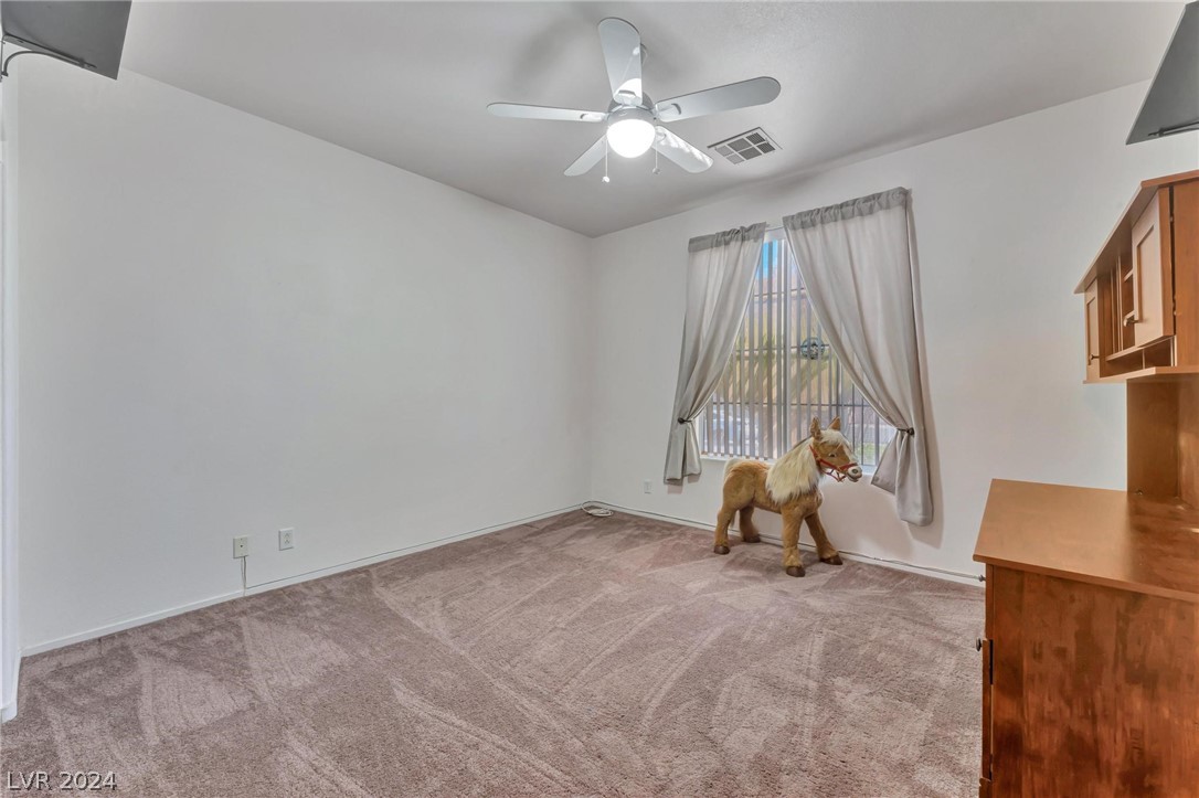 8644 Honey Vine Avenue