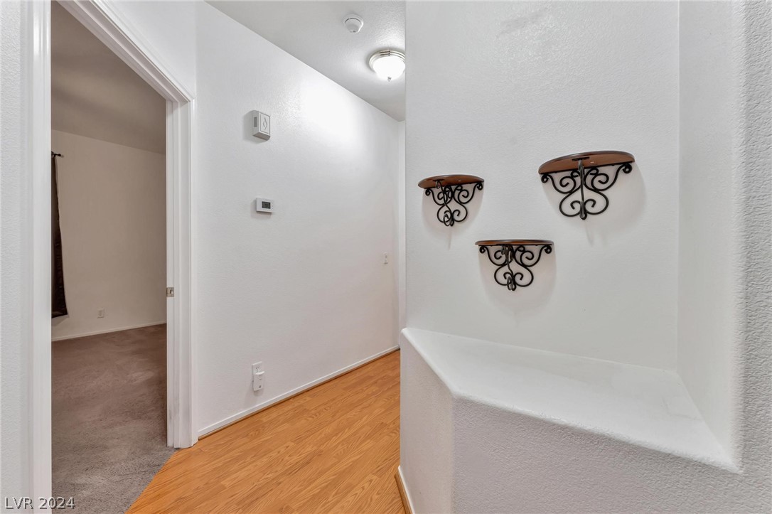 8644 Honey Vine Avenue