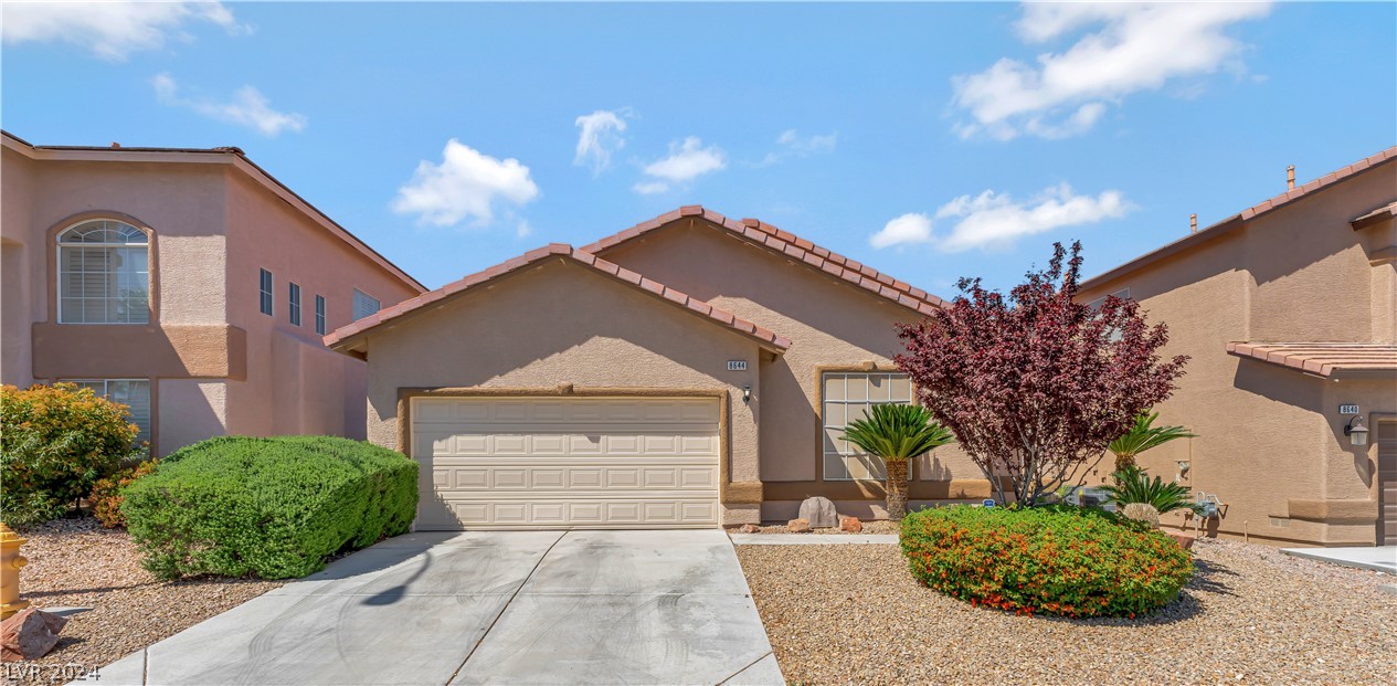 8644 Honey Vine Avenue