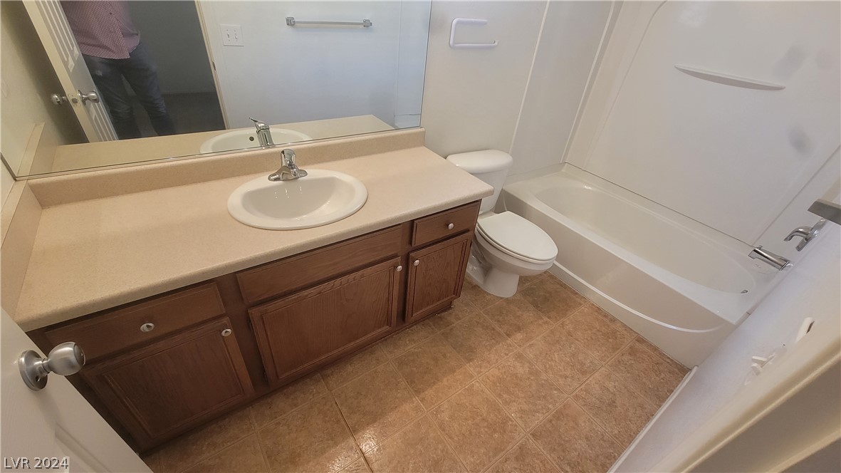 3263 Villa Fiori Avenue