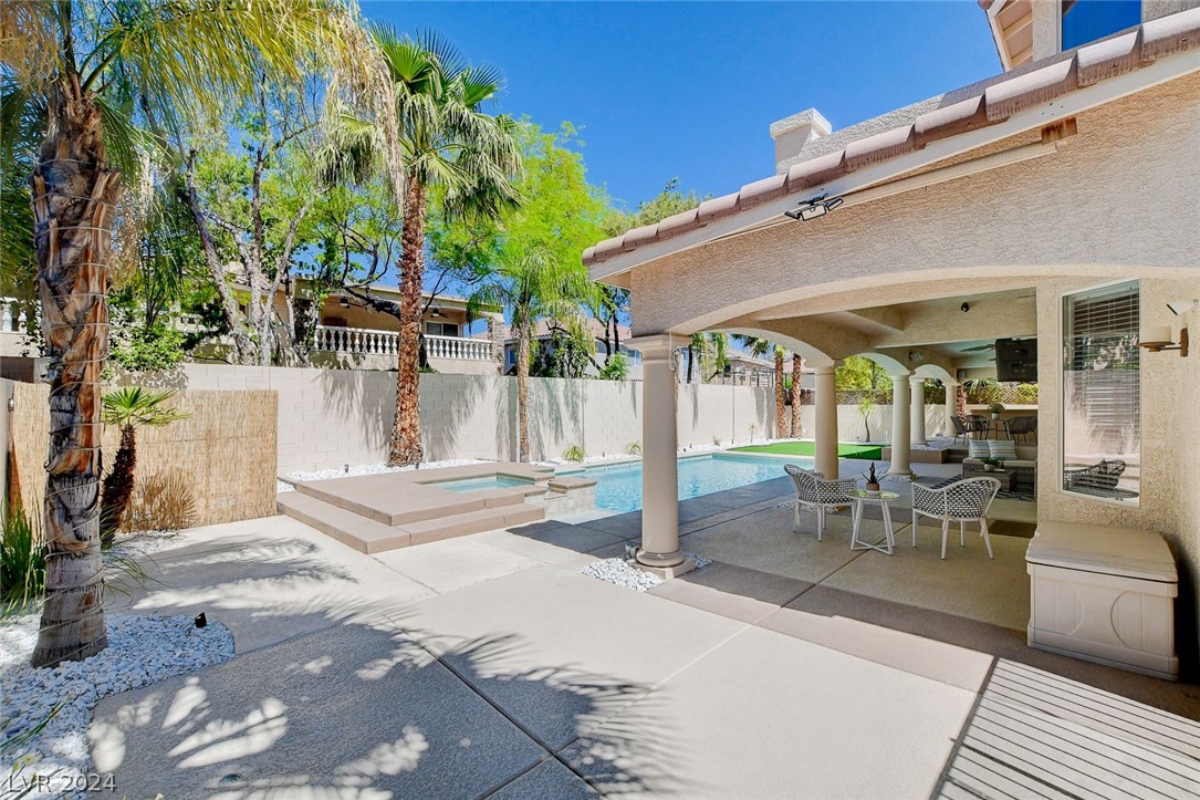 11205 Pentland Downs Street