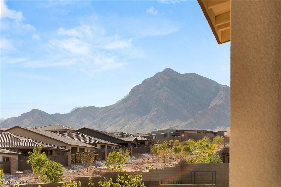 11967 Rockview Point Street