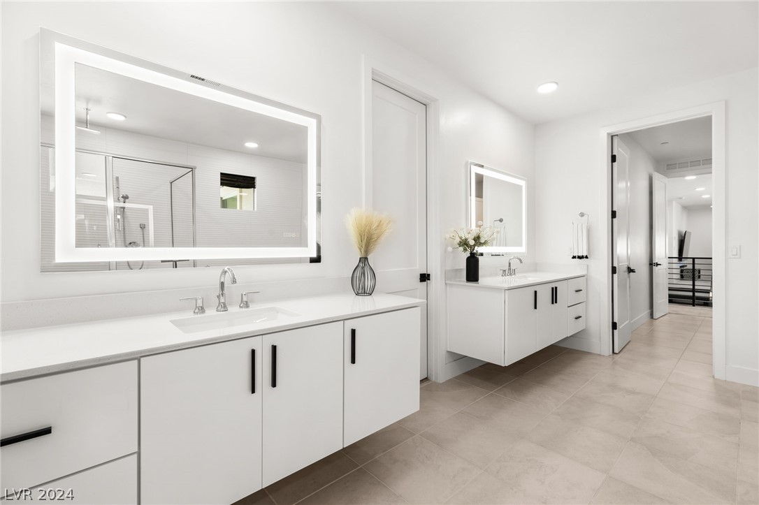 11967 Rockview Point Street