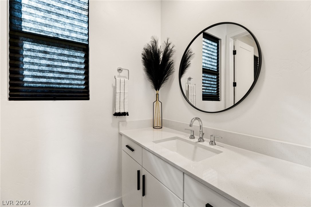 11967 Rockview Point Street