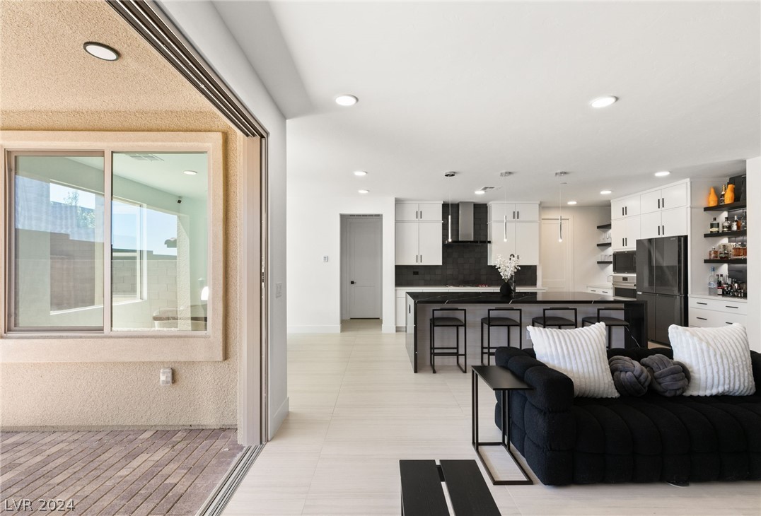 11967 Rockview Point Street