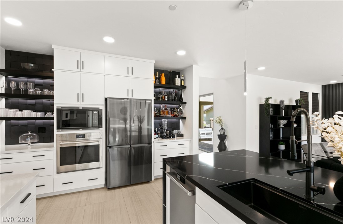 11967 Rockview Point Street