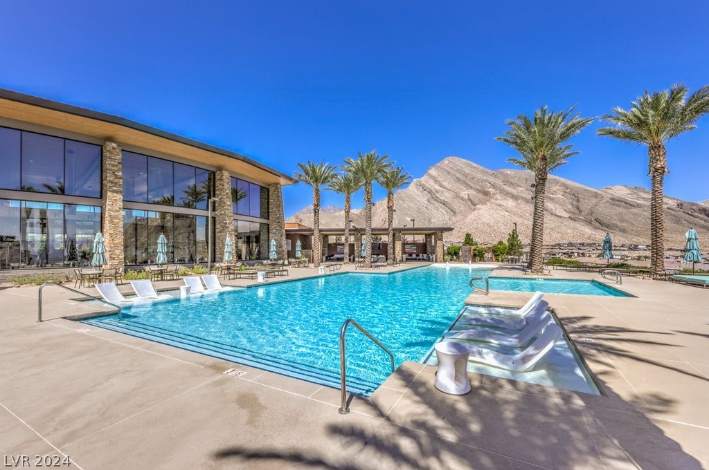 11271 Emory Oak Drive