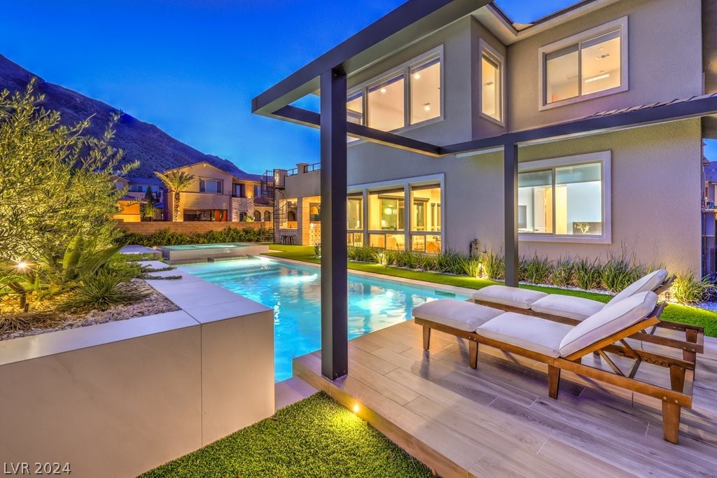 11271 Emory Oak Drive