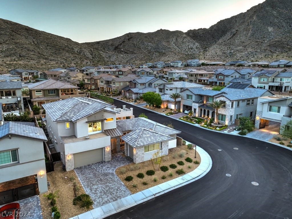 11271 Emory Oak Drive