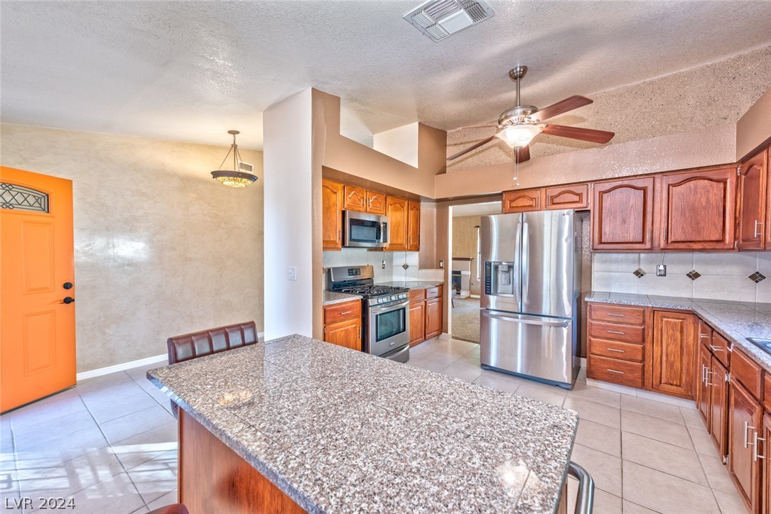 2862 Mahogany Grove Avenue