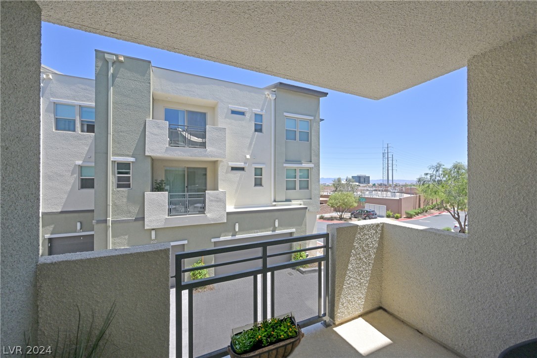 11258 Essence Point Avenue 211