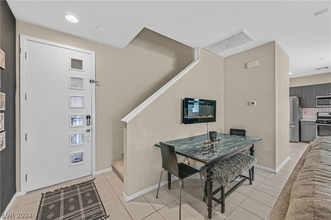11258 Essence Point Avenue 211