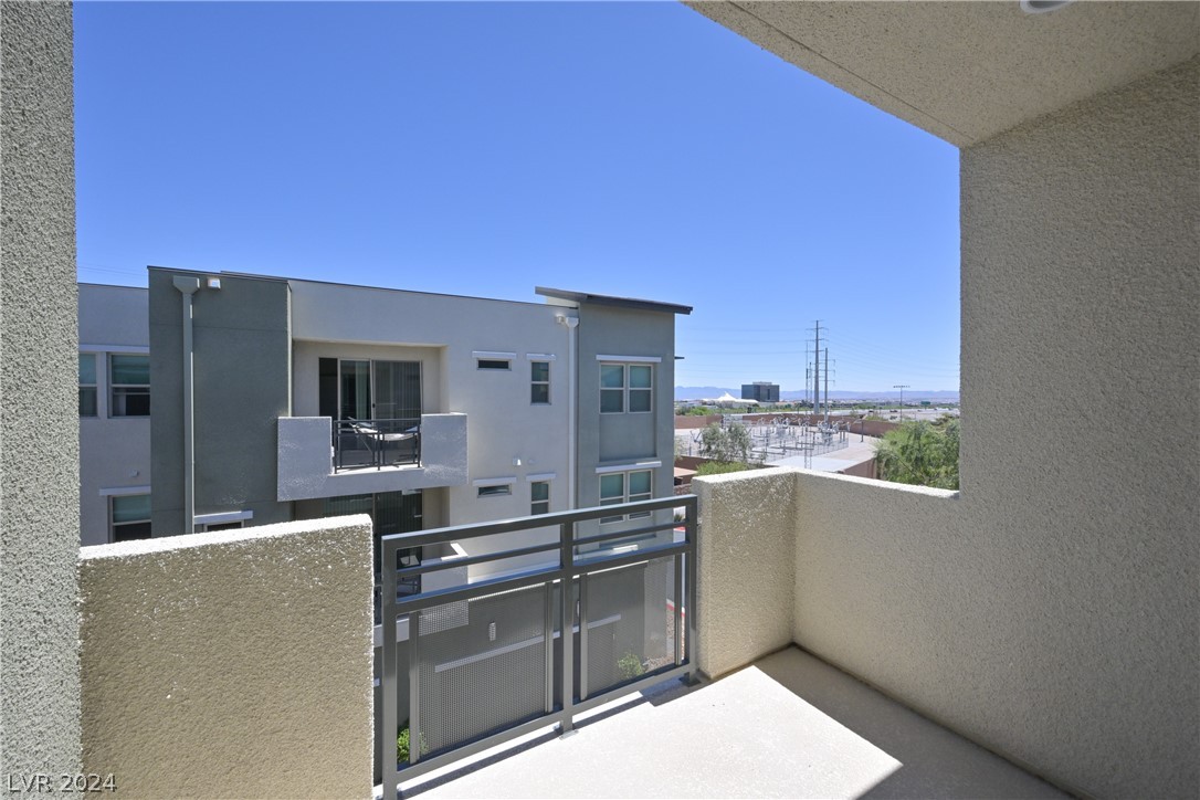 11258 Essence Point Avenue 211
