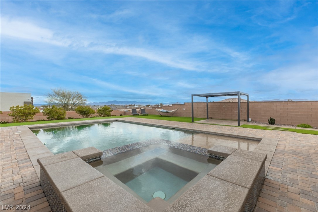 8794 South Miller Lane