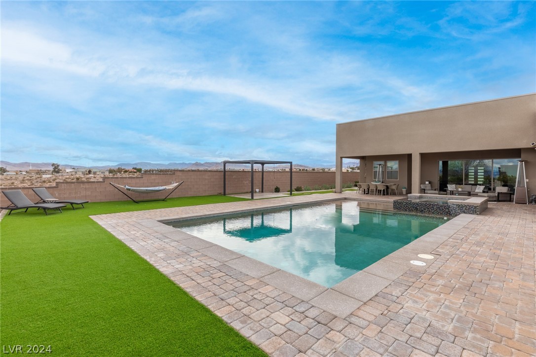 8794 South Miller Lane