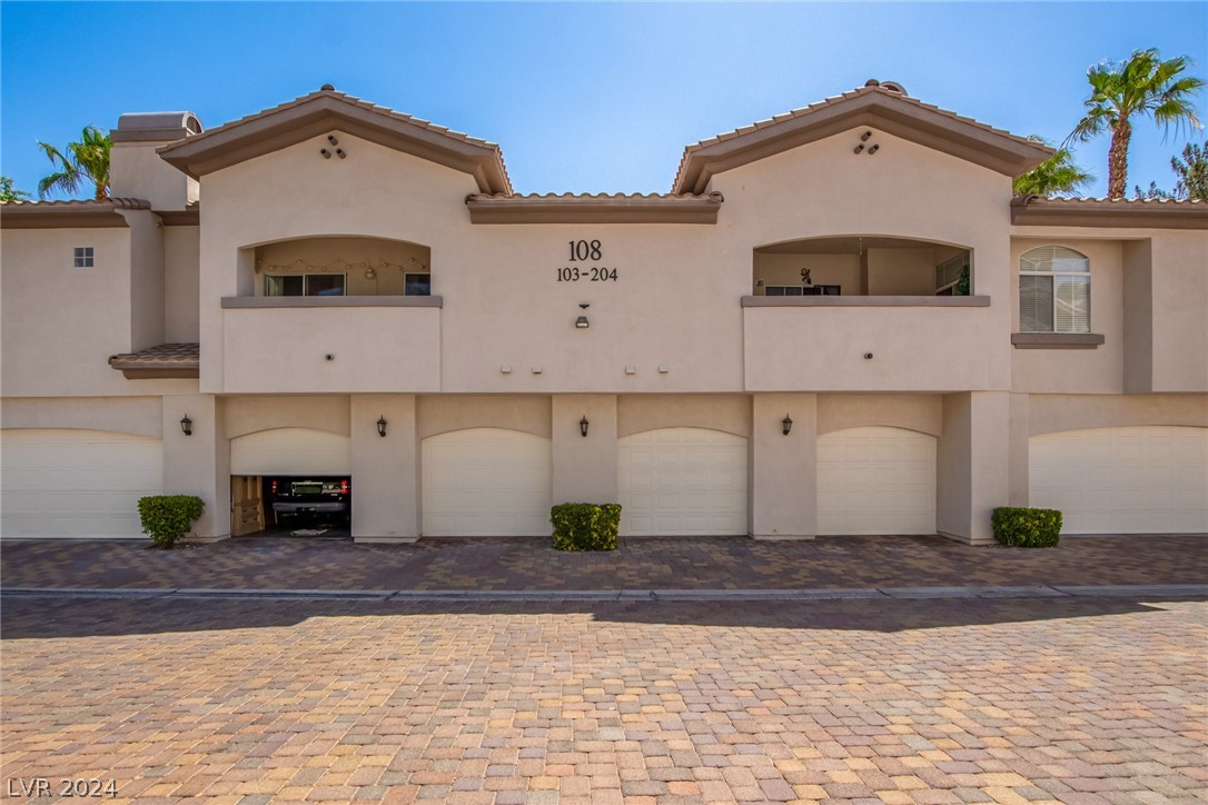 108 Lemon Glaze Street 201