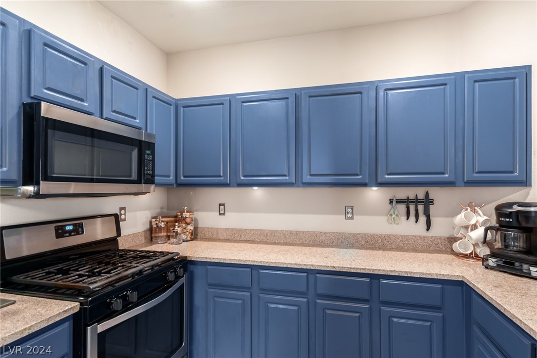 108 Lemon Glaze Street 201