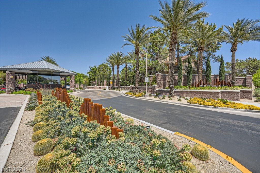 9805 Highridge Drive