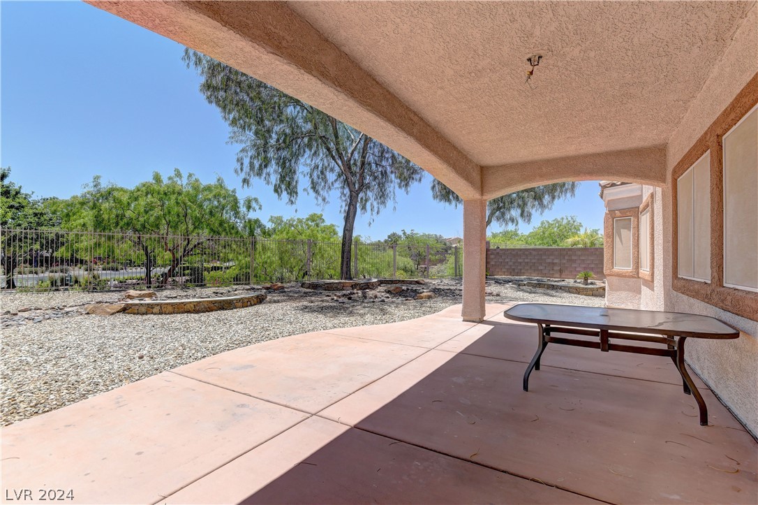2709 Tropicbird Drive